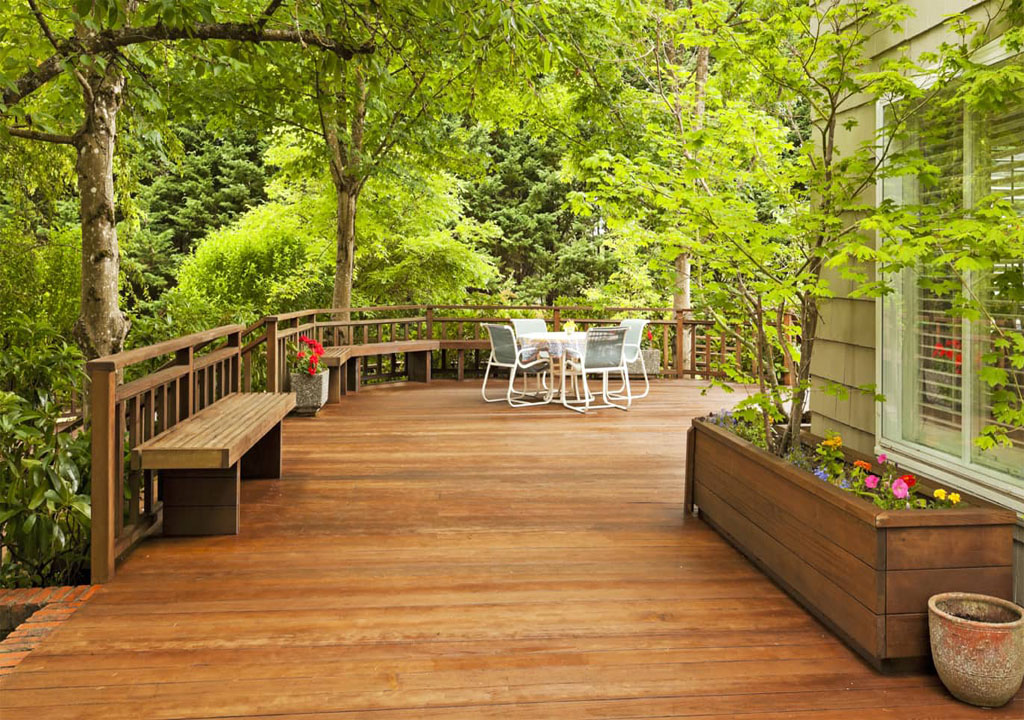 deck-staining-painting-contractor-usa